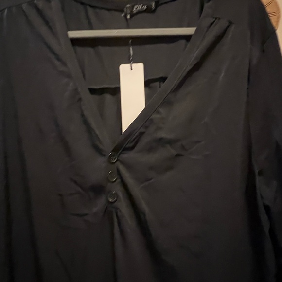 NWOT: size 2x slinky stretchy pj set with jogger style, cuffed bottoms - Picture 10 of 12